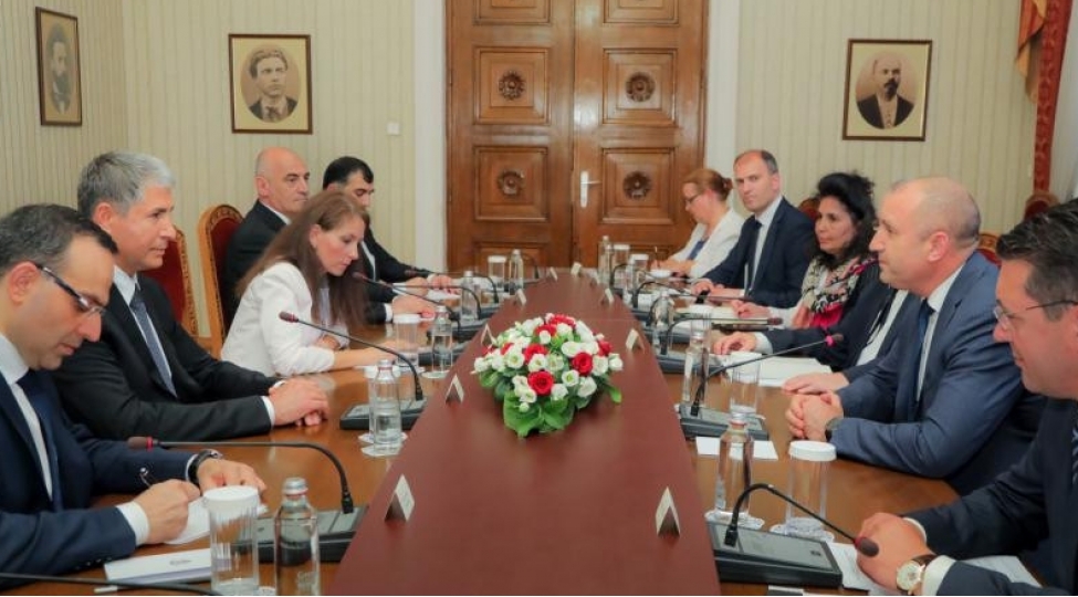 vilayet-eyvazov-bolqaristan-prezidenti-ile-gorushub-foto
