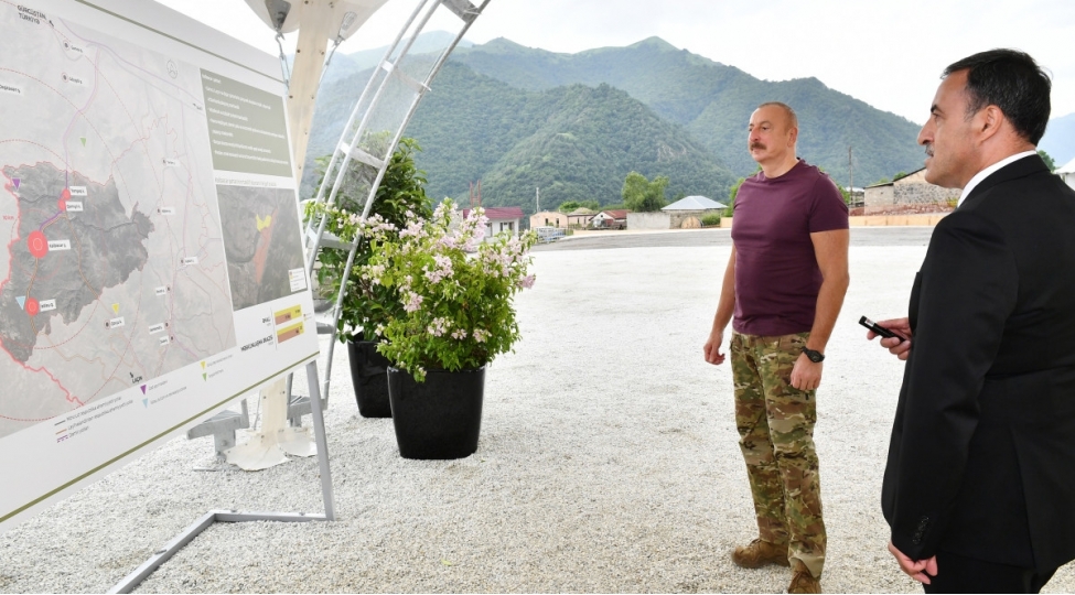 prezidente-kelbecerin-bash-plani-teqdim-edilib-ishgal-ve-zefer-muzeyleri-kompleksinin-temeli-qoyulub-yenilenibfoto