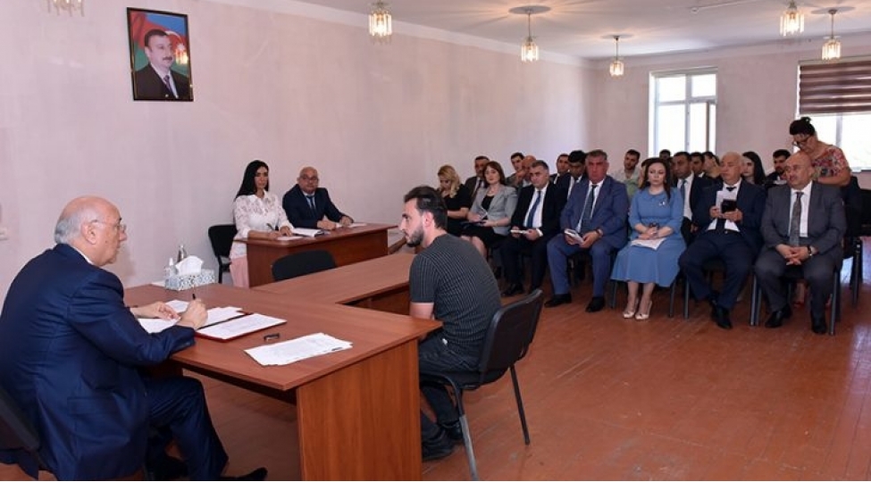zakir-ferecov-terefinden-vetendashlarin-novbeti-seyyar-qebulu-kechirildi-foto