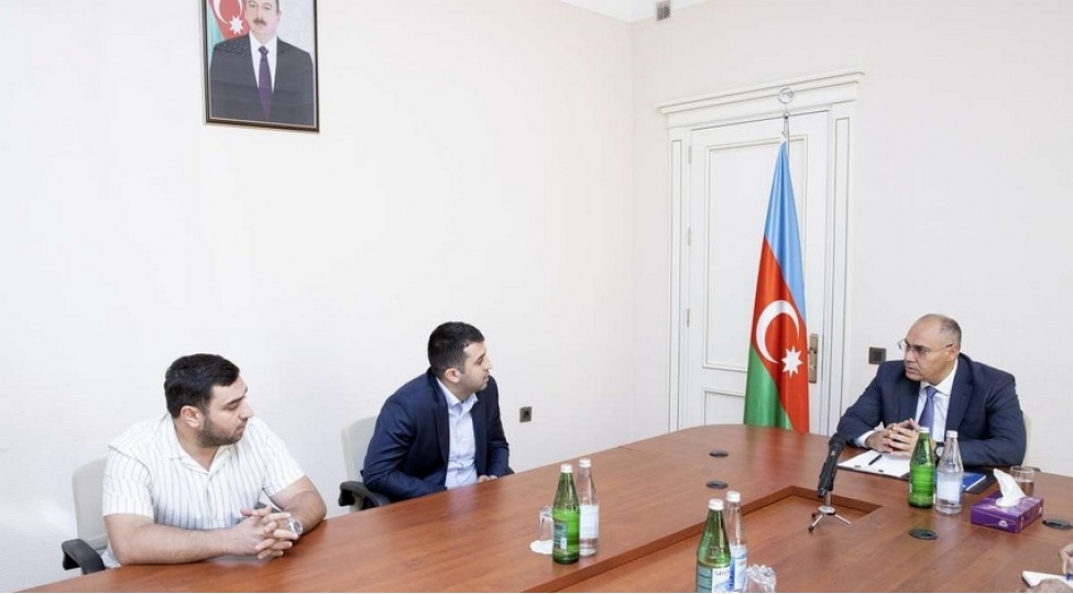 dovlet-gomruk-komitesinin-sedri-qobustanda-vetendashlari-qebul-edib
