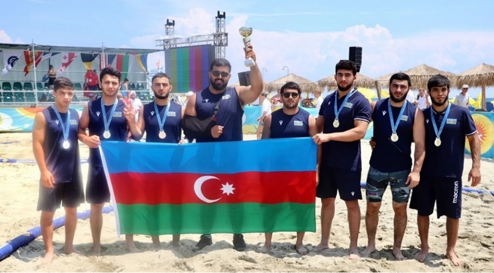 6-guleshchi-ile-ach-ye-getdiler-6-medalla-qayitdilar