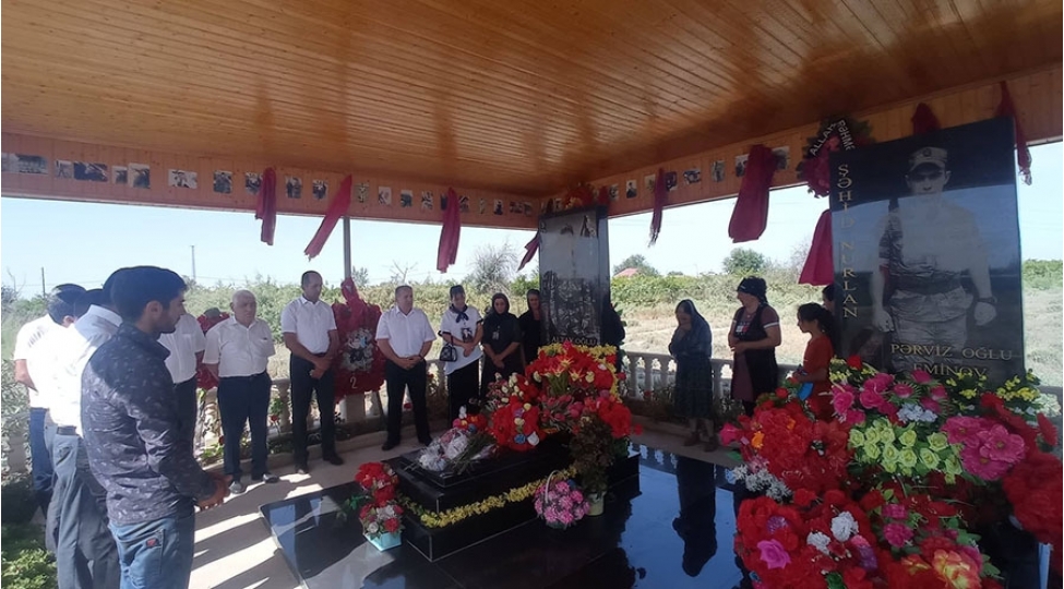 shehidimizin-xatiresi-kurdemirde-anilib
