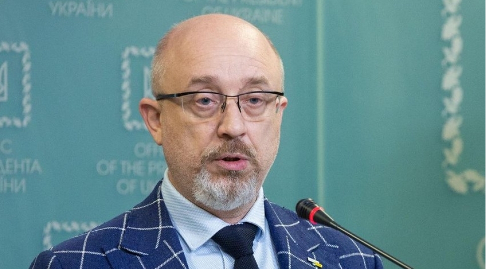 reznikov-xerson-beynelxalq-hava-limaninda-olub