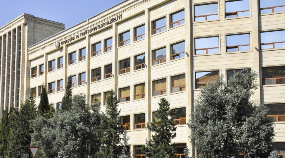 muxtar-babayev-parlamentlerarasi-ittifaqin-bash-katibi-ile-cop29-etrafinda-muzakireler-aparib