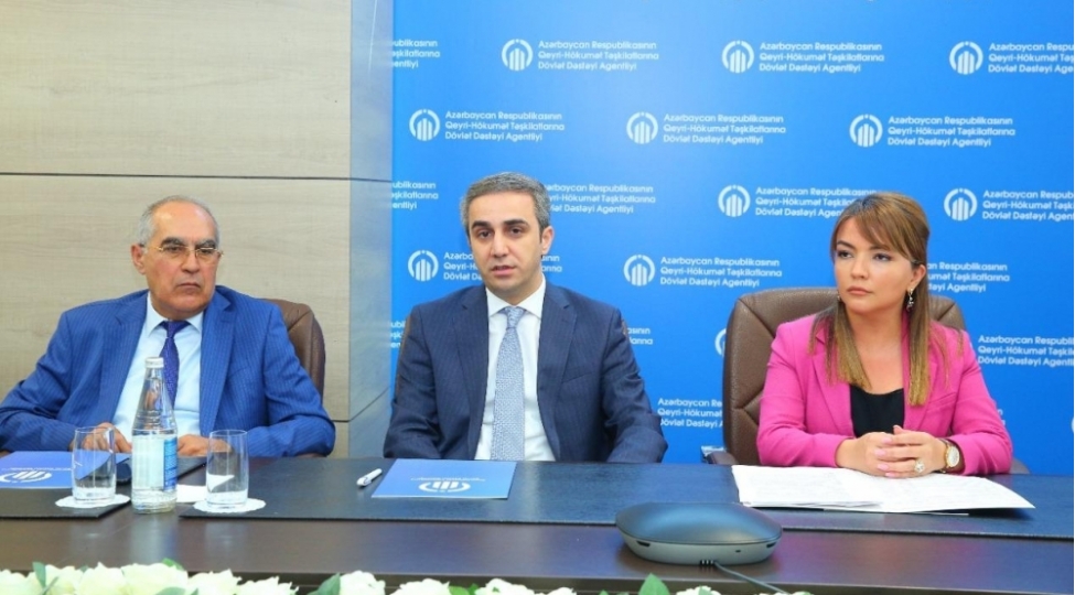 qht-lerin-fealiyyetini-tenzimleyen-qanunvericiliyin-tekmilleshdirilmesi-ile-bagli-ictimai-muzakire-kechirilib-foto