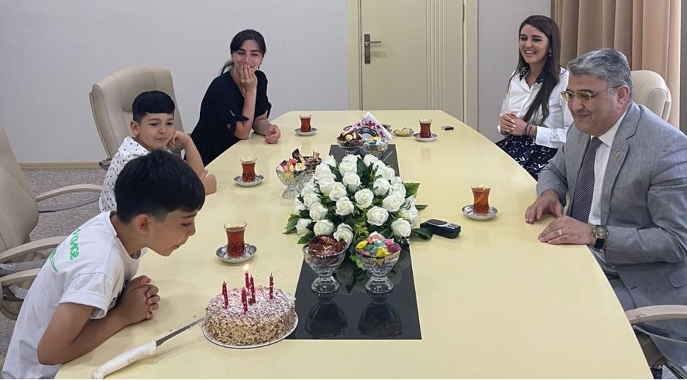 shehidin-oglunundogum-gunu-qeyd-edilib-foto