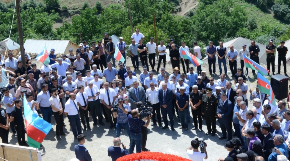lerikin-loda-kendinde-veten-muharibesi-shehidi-gunduz-eliyevin-dogum-gunu-qeyd-olunub-foto