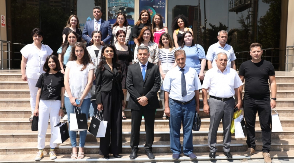 socar-in-azeriqaz-ib-nin-bash-direktoru-media-numayendeleri-ile-gorush-kechirdi-foto