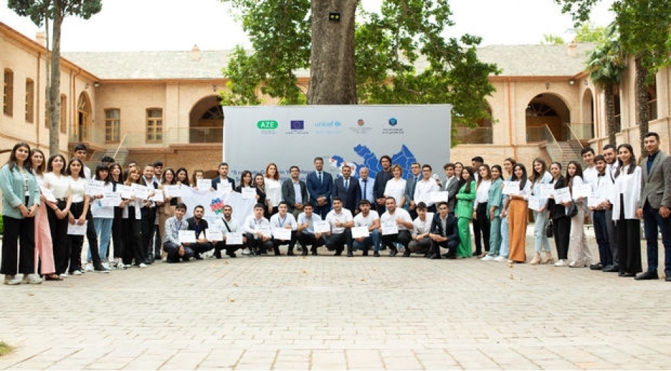 besh-rayonda-genclerin-yerli-meshveret-shuralarinin-yaradilmasi-layihesinin-hesabat-konfransi-kechirilib-foto