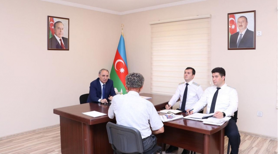 kamran-eliyev-mingechevirde-vetendashlari-qebul-edib-foto