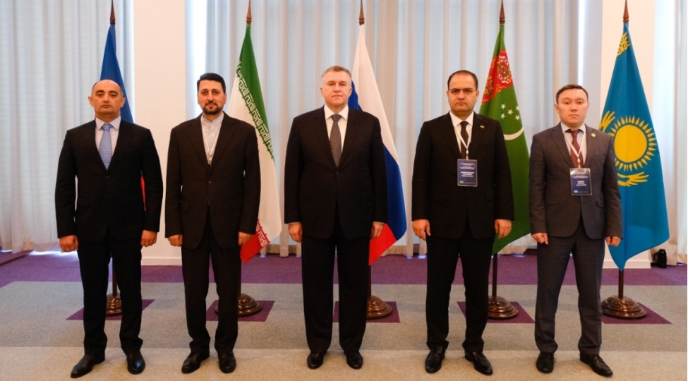 xezeryani-dovletlerin-bash-prokurorluqlarinin-gorushu-olub-foto