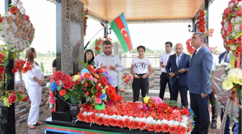 shehid-taleh-namazovun-dogum-gununde-xatiresi-anilib-foto