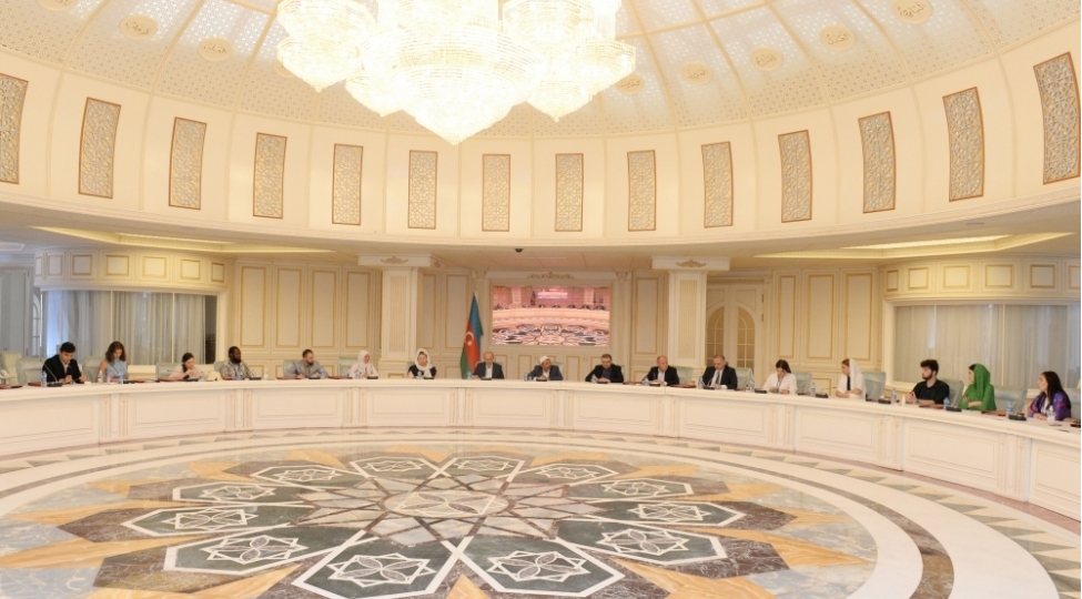 beynelxalq-multikulturalizm-yay-mektebinin-ishtirakchilari-qmi-de-olublar