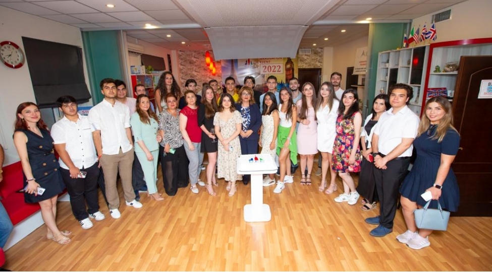 university-foundation-courses-in-8-ci-buraxilish-gecesi-azerbaycan-gencleri-uchun-yeni-imkanlar