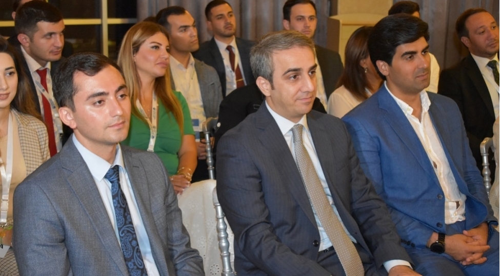 qht-lerin-1-ci-inkishaf-ve-mubadile-proqraminin-yekun-tedbiri-kechirilib-foto