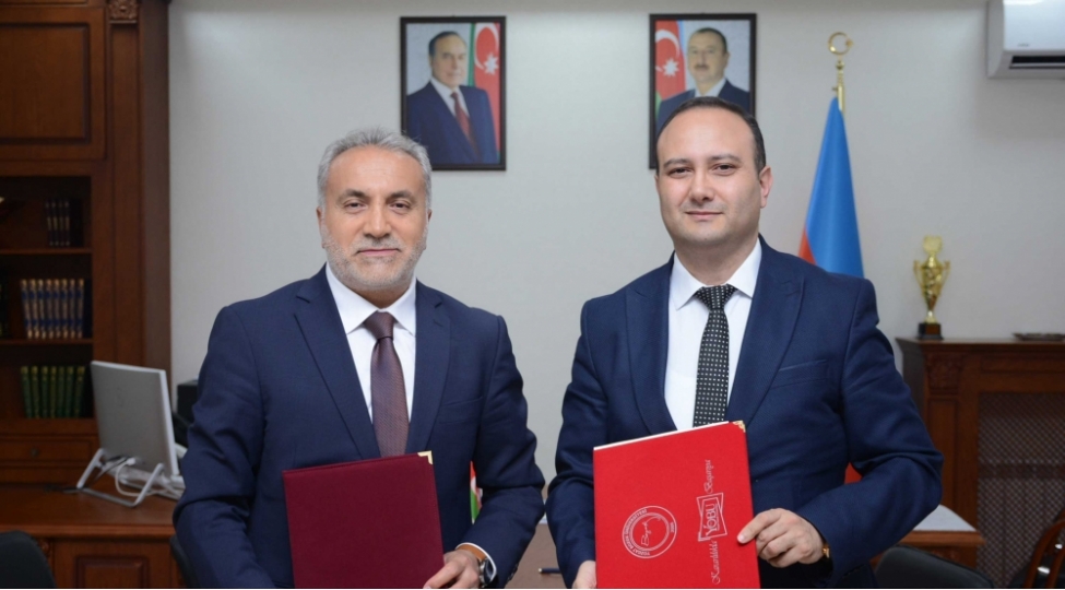 ilahiyyat-institutu-ve-yozqat-bozok-universiteti-arasinda-emekdashliq-protokolu-imzalanib-foto