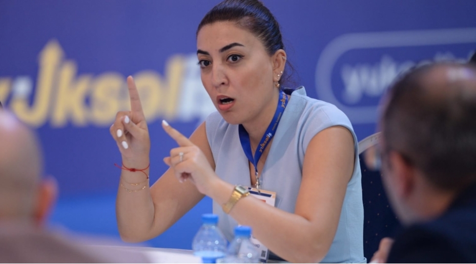 insan-ishlediyi-saheni-gozel-bilmeli-vicdanla-ishlemelidir-arzu-tairquliyeva-nagiyevavideo