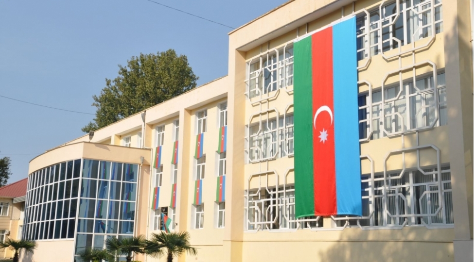 mingechevir-dovlet-universiteti-beynelxalq-universitetler-assosiasiyasina-uzv-qebul-olunub-foto