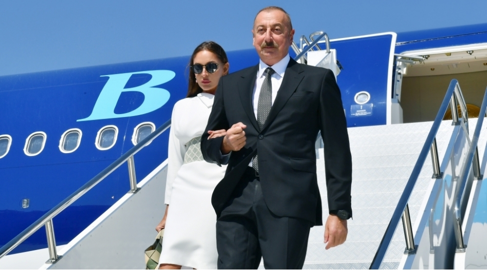 prezident-ilham-eliyev-turkiyeye-ishguzar-sefere-gedib