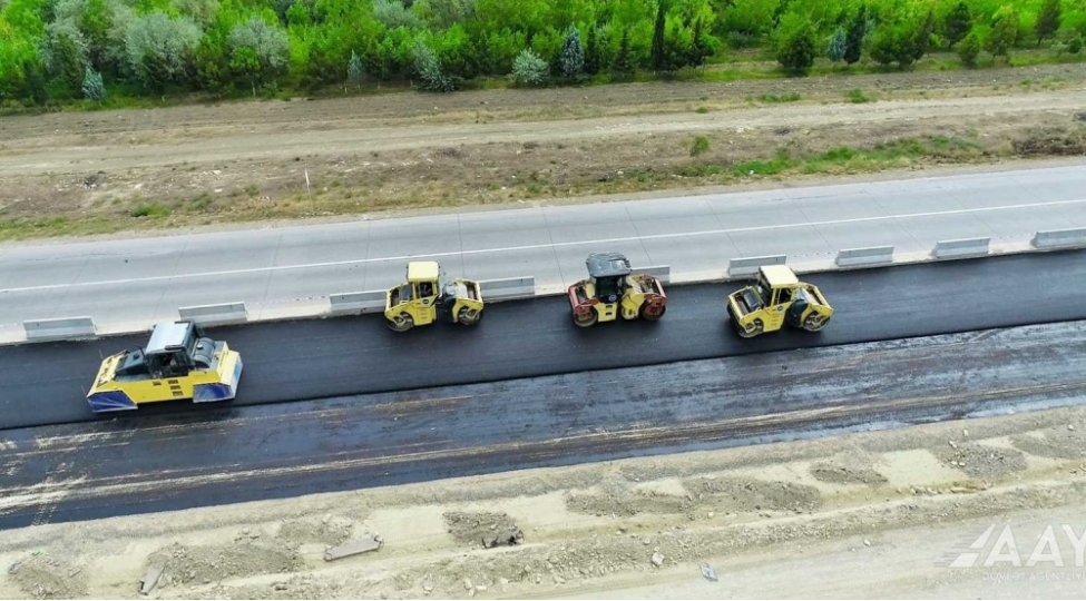 baki-quba-rusiya-yoluna-yeni-asfalt-beton-ortuyu-doshenir-foto