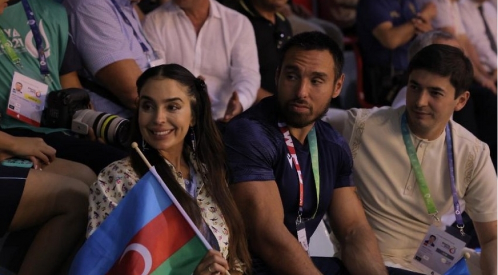leyla-eliyeva-islamiadada-azerbaycan-guleshchilerinin-chixishlarini-izleyir