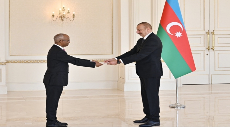 prezident-efiopiyanin-yeni-teyin-olunan-sefirinin-etimadnamesini-qebul-edib-yenilenibfoto