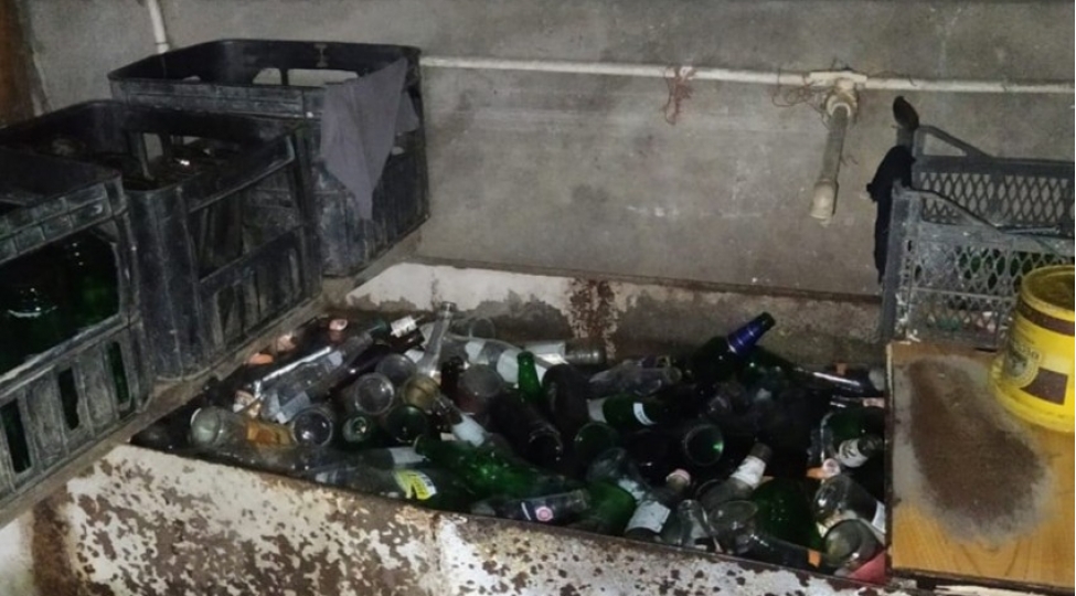 gencede-qazli-su-ve-alkoqolsuz-ichkilerin-istehsali-sexinde-noqsanlar-ashkar-edilib-foto
