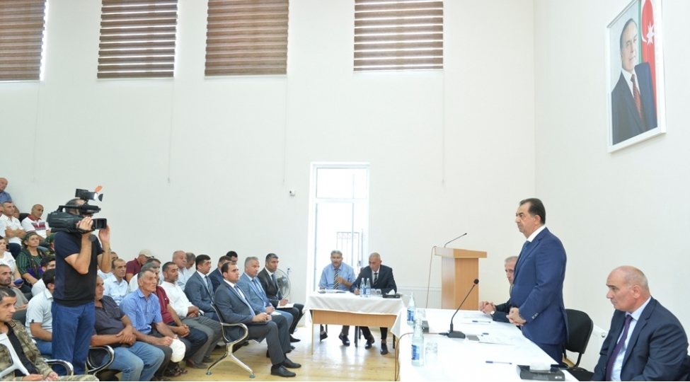 lenkeranda-novbeti-seyyar-qebul-foto