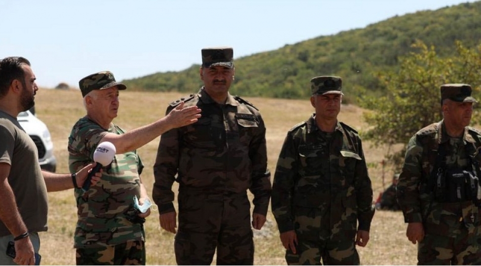nazir-muavini-siyezende-yangin-bash-veren-eraziye-gedib