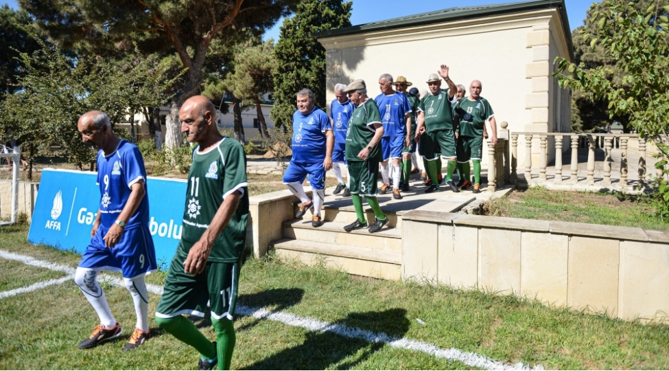 ahil-shexslerin-ishtiraki-ile-gezinti-futbolu-layihesine-start-verilib