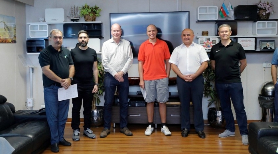 socar-in-numayende-heyeti-merkezi-azeri-platformasina-sefer-edib