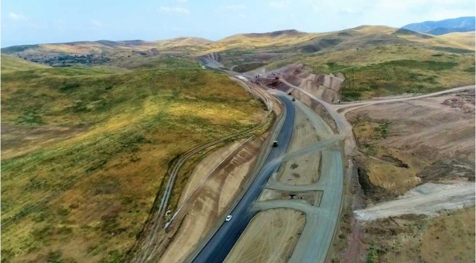 fuzuli-hadrut-avtomobil-yolunun-tikintisi-son-merhelede-icra-olunur-foto