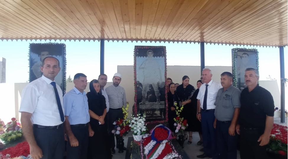 kurdemirde-veten-muharibesi-shehidlerinin-dogum-gunlerinde-xatireleri-anilib-foto