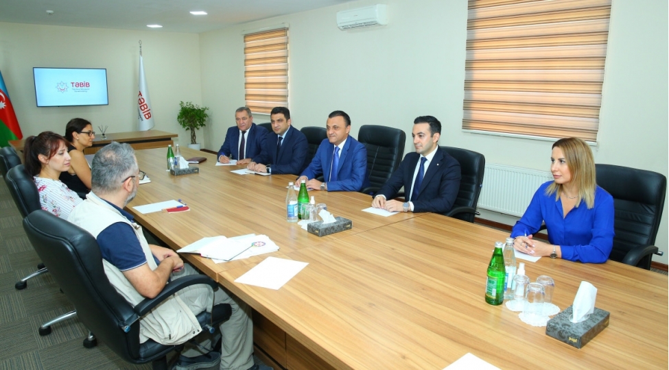 veten-muharibesi-ishtirakchilarina-psixoloji-yardimin-gosterilmesi-uzre-turkiyeli-mutexessislerle-gorush-kechirilib-foto