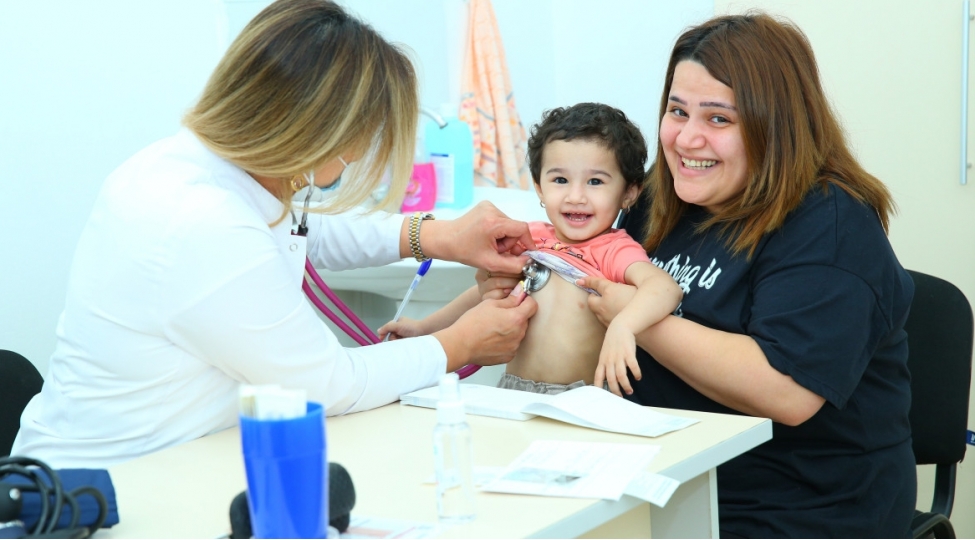tebib-agalida-novbeti-merhelede-kochurulen-ailelerin-tibbi-muayinelerine-bashlayib-foto