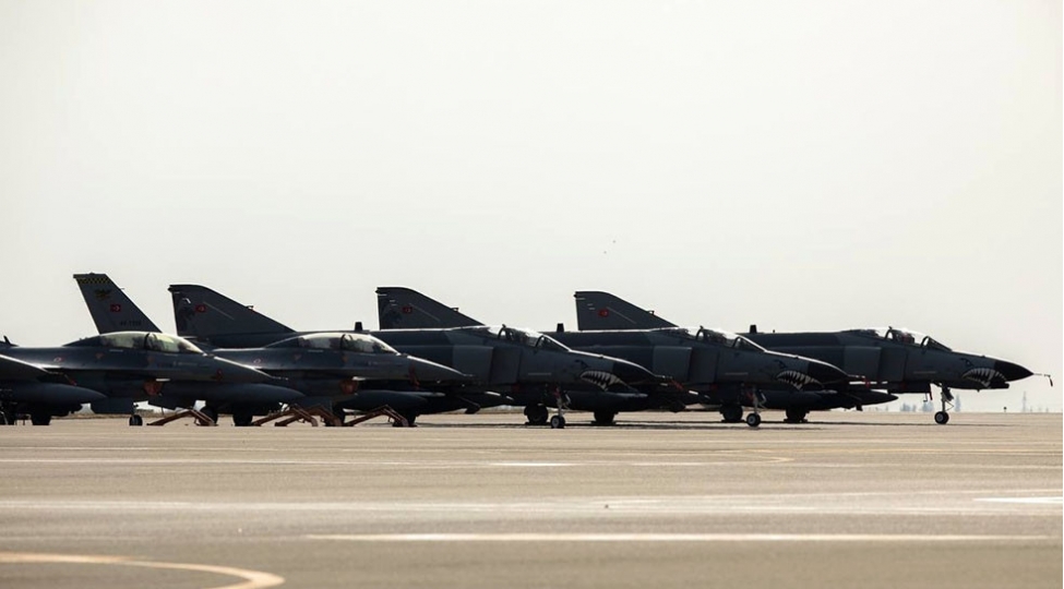 absh-kuveyt-semasinda-uch-f-15e-qiricisinin-vurulmasini-arashdirir