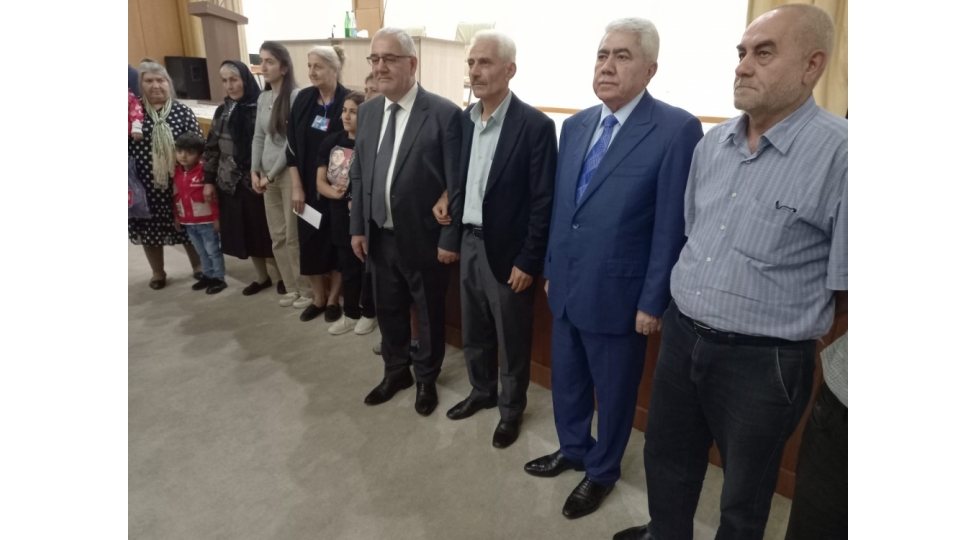milli-meclisin-deputati-agalar-veliyev-goranboy-ve-agdam-rayonlarinda-shehid-aileleri-ve-qazilerle-gorushub-foto