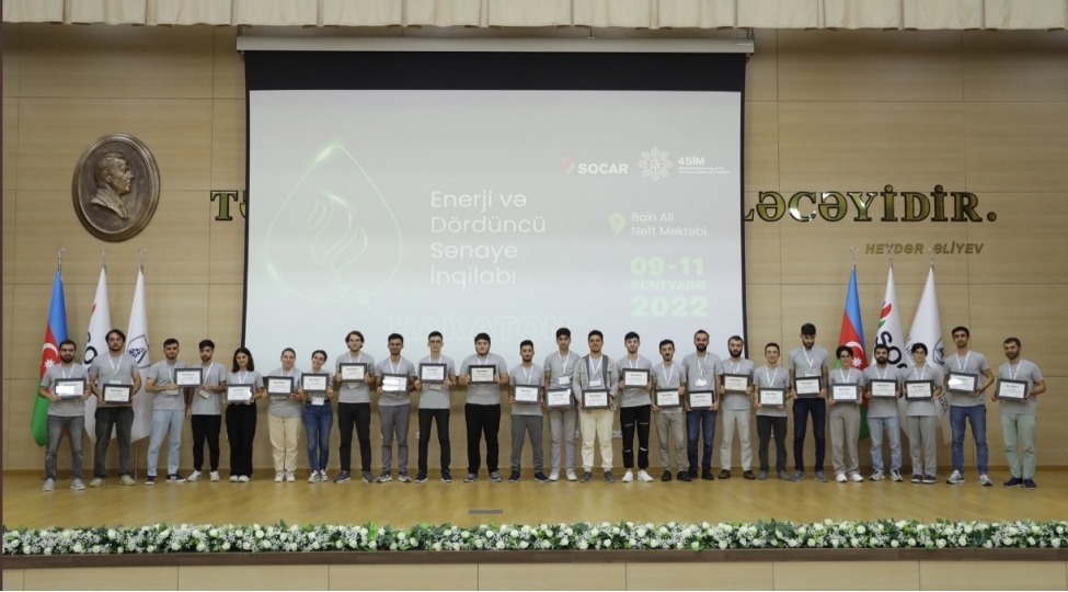 socar-dan-hakaton-yarishi-ile-bagli-paylashim-foto