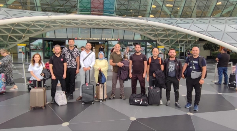 turkiyenin-genclerden-ibaret-numayende-heyeti-azerbaycanda-foto