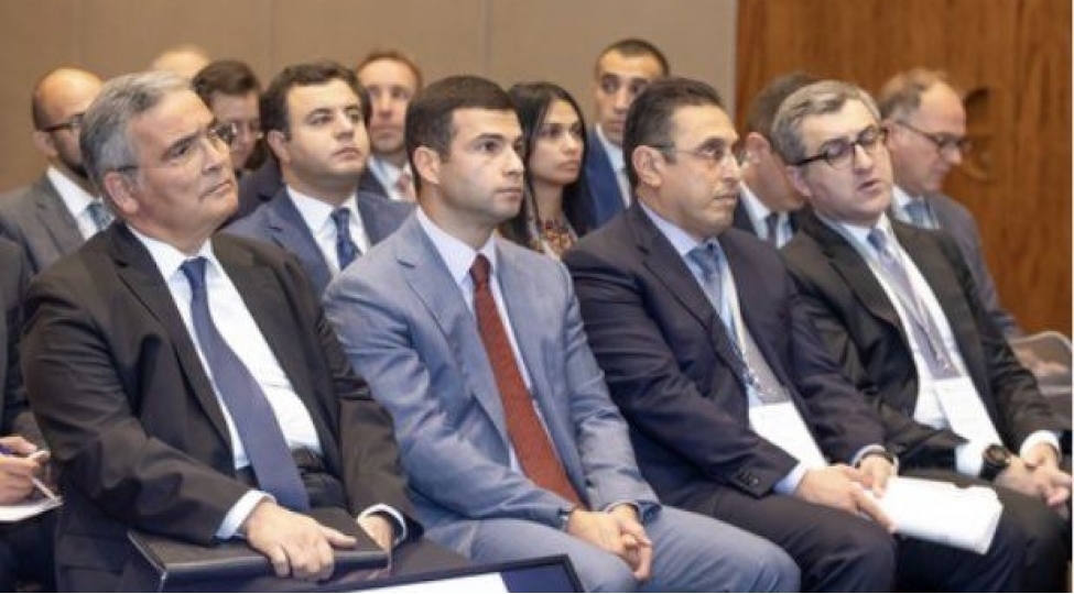 cenevrede-isvechre-azerbaycan-ticaret-ve-senaye-palatasinin-tesis-konfransi-kechirilib