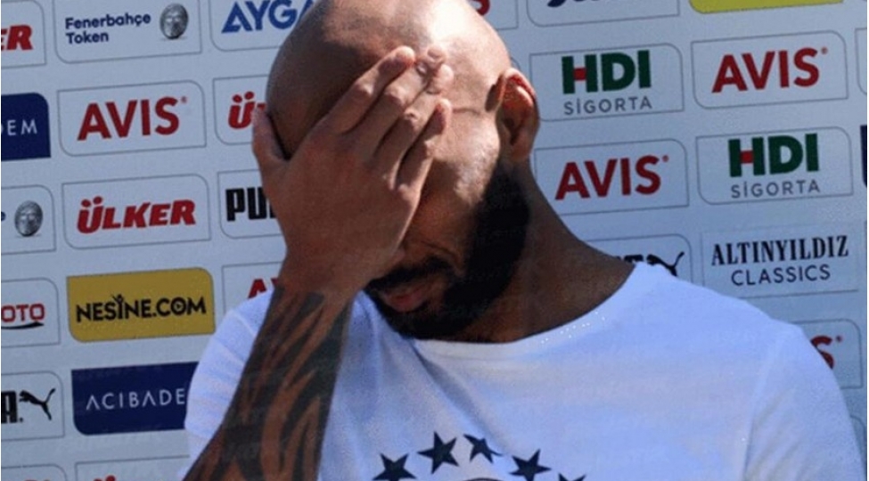 fenerbagchanin-futbolchusunu-canli-yayim-zamani-ari-sancib