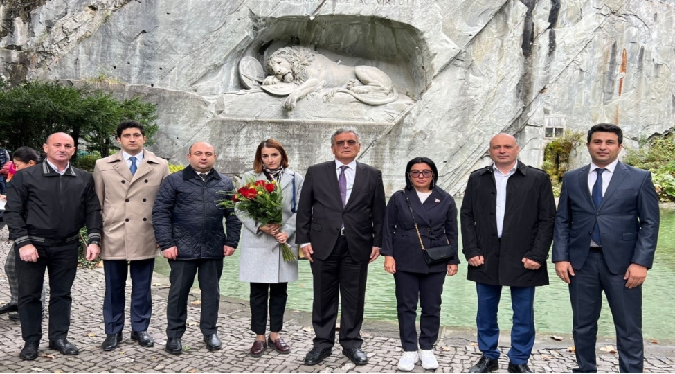 isvechrede-veten-muharibesi-shehidlerinin-xatiresi-yad-edilib-foto