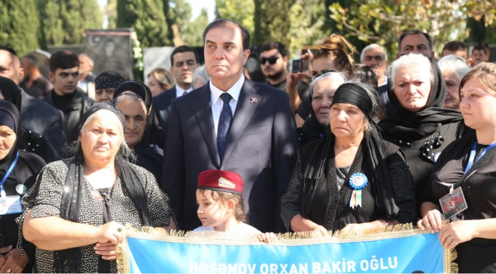 gencede-anim-gunu-ile-bagli-tedbir-kechirilib-foto