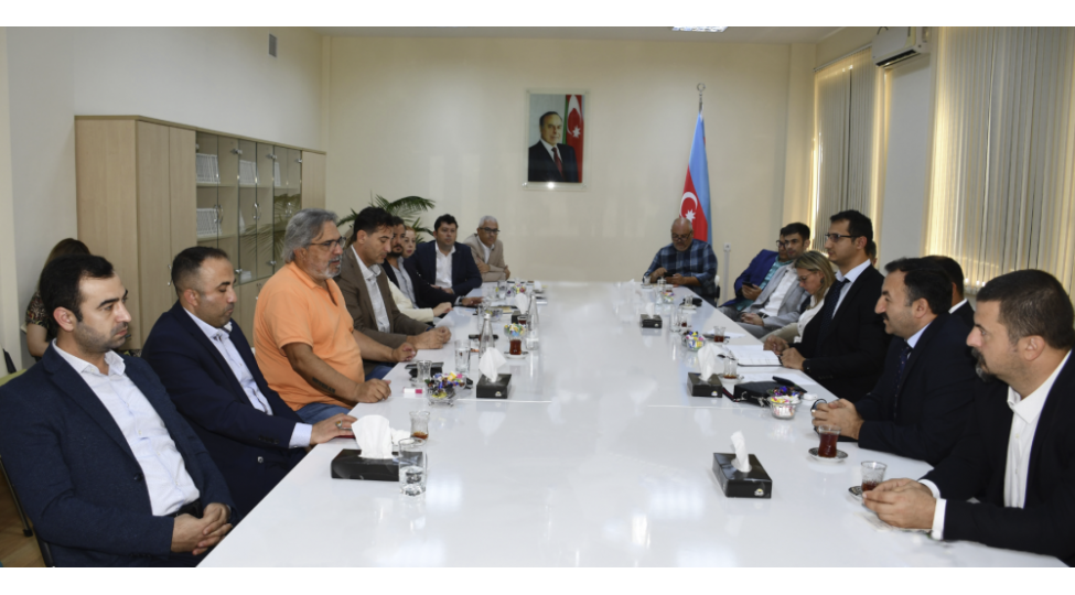 turk-ish-adamlari-sumqayit-kimya-senaye-parkinda-olublar-foto