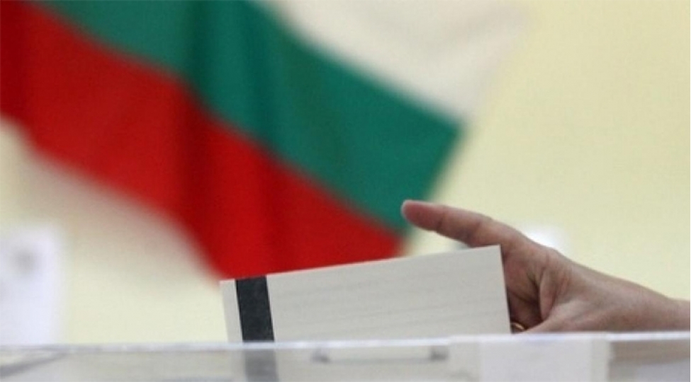 bolqaristanda-novbedenkenar-parlament-sechkileri-bashlayib