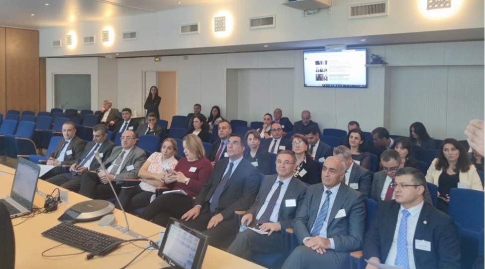 erasmus-layihesi-cherchivesinde-fransada-telim-proqrami-oz-ishine-bashlayib-foto