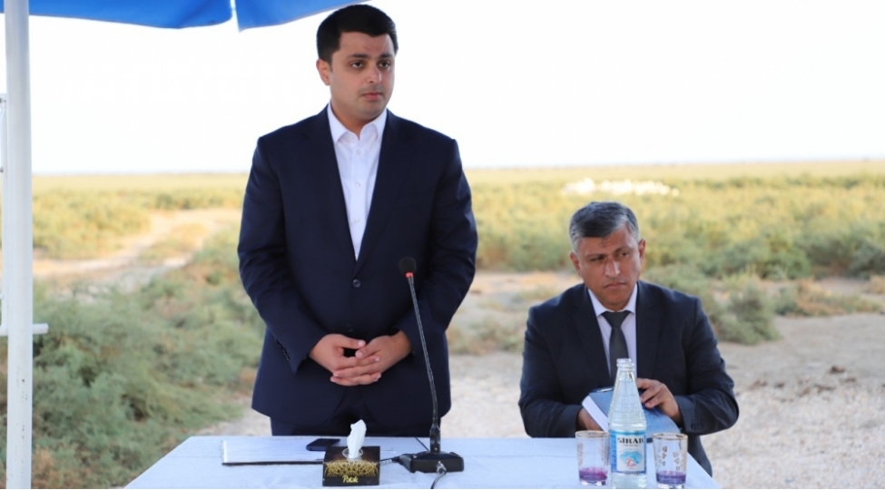 neftchalanin-icra-bashchisi-rayonun-en-ucqar-kendinde-gorush-kechirib-foto