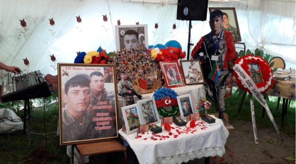 agdashda-shehidin-xatiresi-dogum-gununde-anilib-foto
