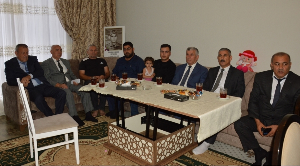 shehidi-bash-leytenantin-anim-merasimi-kechirilib