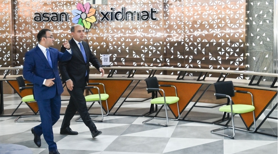 elm-ve-tehsil-naziri-asanda-tehsil-xidmetleri-ile-tanish-olub